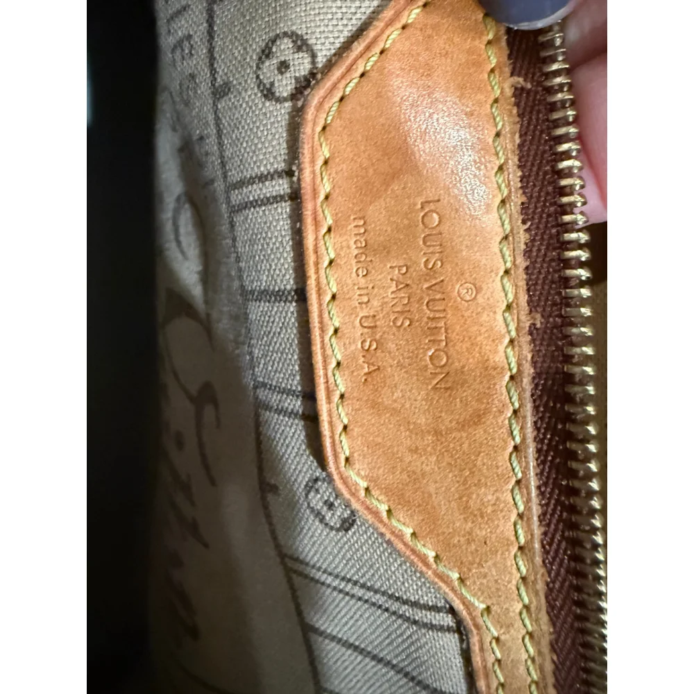 Louis Vuitton Monogram Neverfull MM Tote Bag Brown